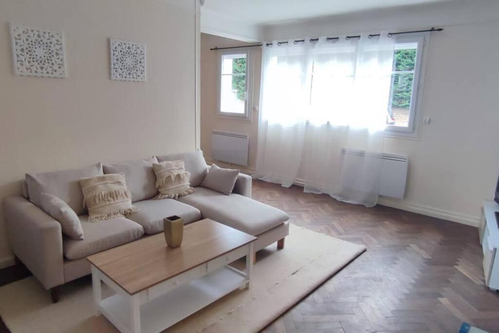 Appartement Tres Bien Place Châteauroux 외부 사진
